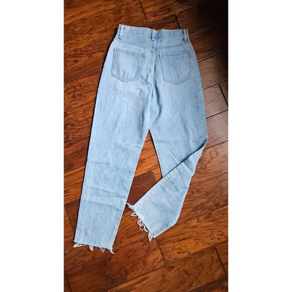 Uniqlo Ankle Distressed Blue Jeans Women's 24" High Waisted - Picture 2 of 11